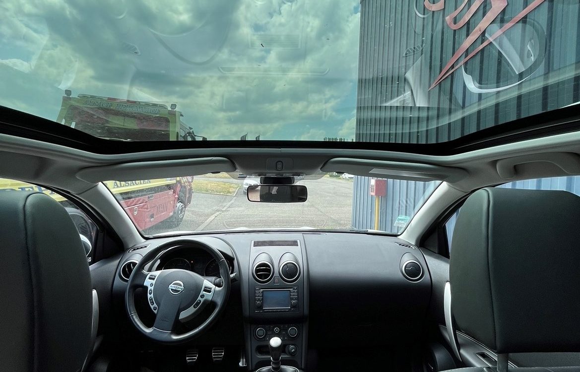 IMAGE_123986672 35 1169X750 | Esprit Automobiles Pare‑brise intelligent : l’importance de recalibrer les capteurs ADAS après un remplacement Pfastatt